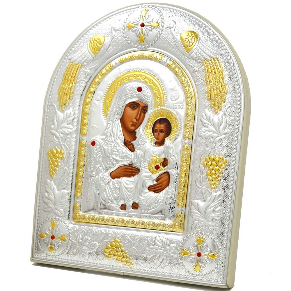 Иерусалимская икона Богородицы в серебряном окладе.