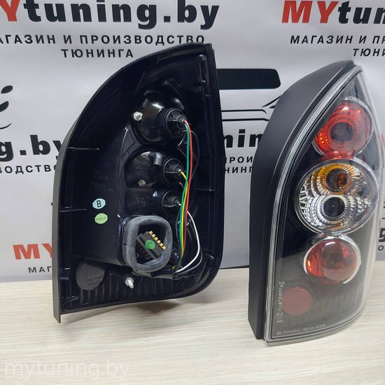 Задние фонари black для Opel Zafira A