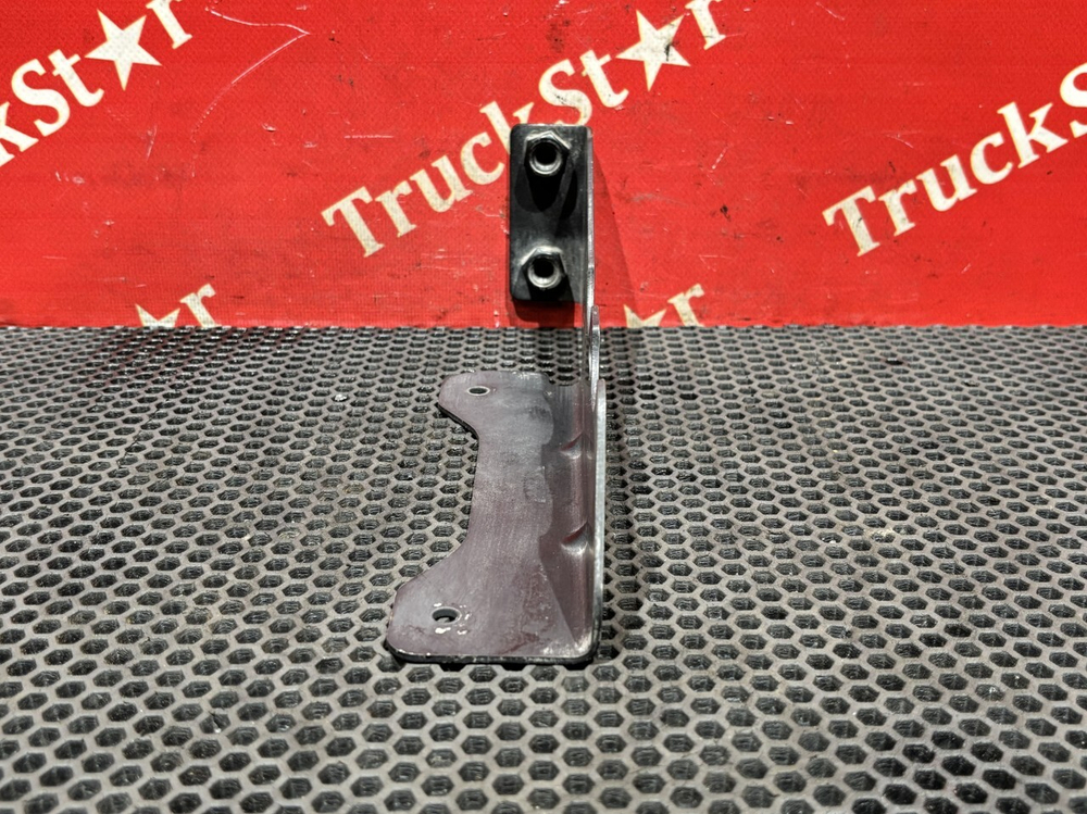 Кронштейн блока управления шасси 2024г.