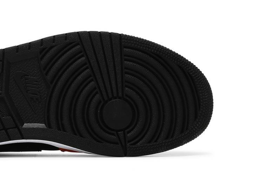 Кроссовки Jordan Air Jordan 1 Low Se "Black Orange"
