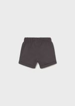 две футболки с шортами