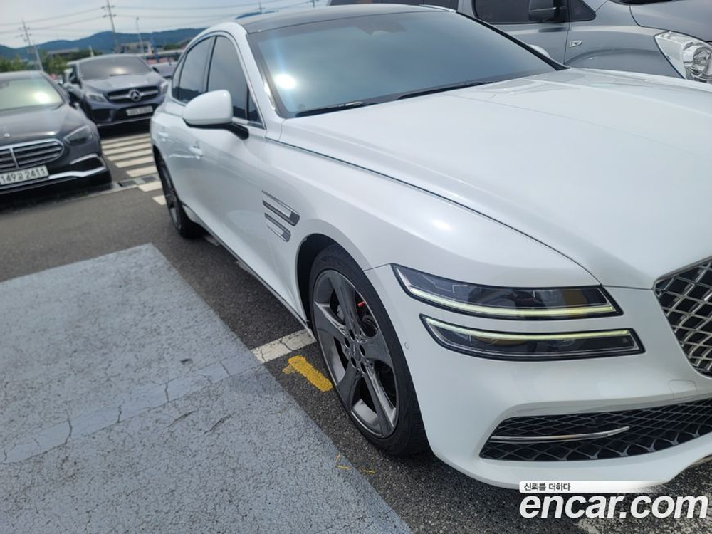 Genesis G80 (RG3) Бензин 2.5 Turbo AWD (12.2022)
