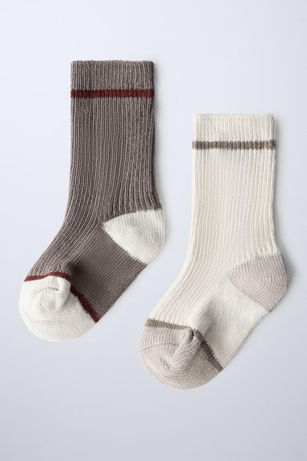 ZARA НАБОР ИЗ ДВУХ ПАР КОМБИНИРОВАННЫХ НОСКОВ, ПЕСОЧНЫЙ