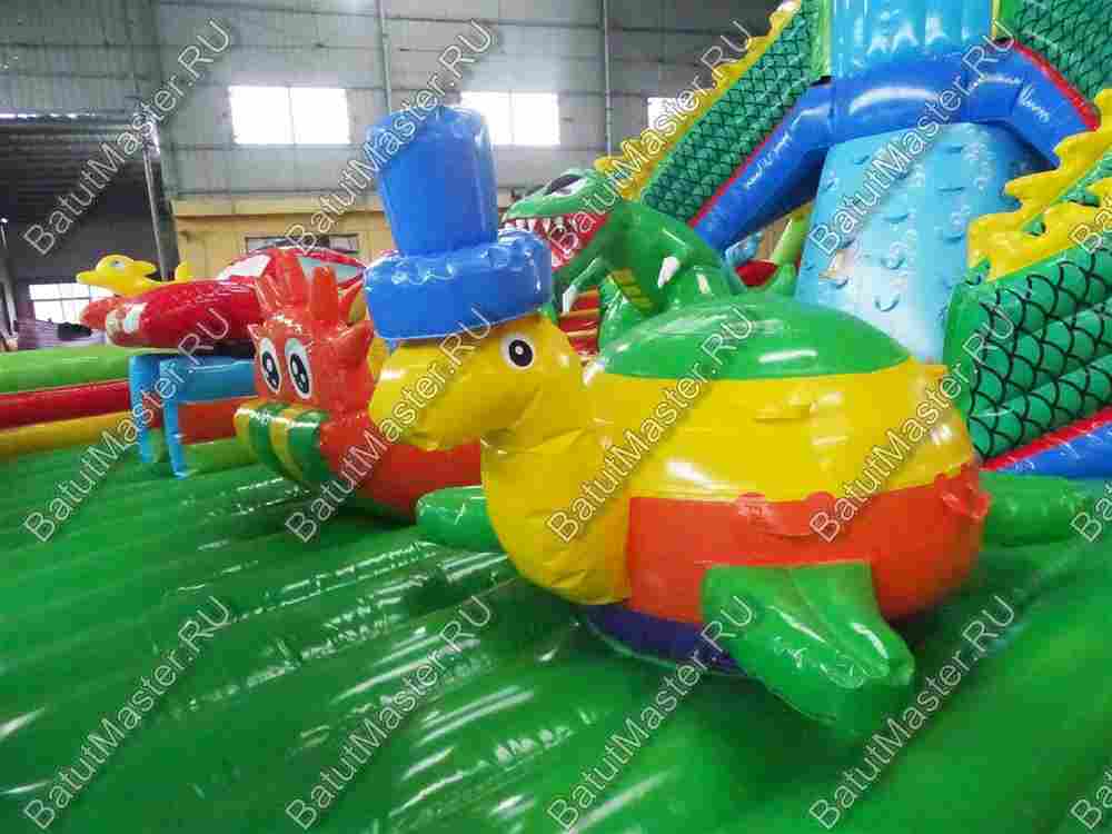 Коммерческий надувной батут "Город дракона", 20*10*7 м