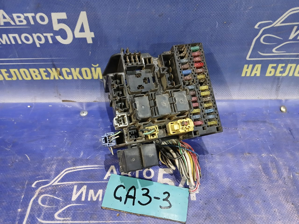 Блок предохранителей салонный Honda LOGO 1997