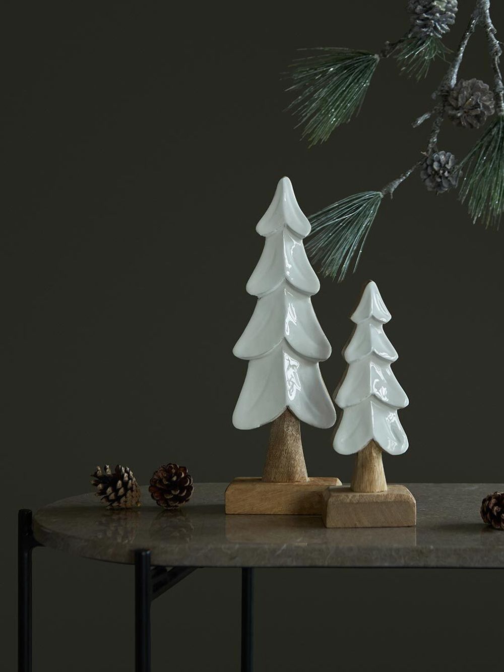 Декор новогодний Snowy tree из коллекции New Year Essential, 30 см