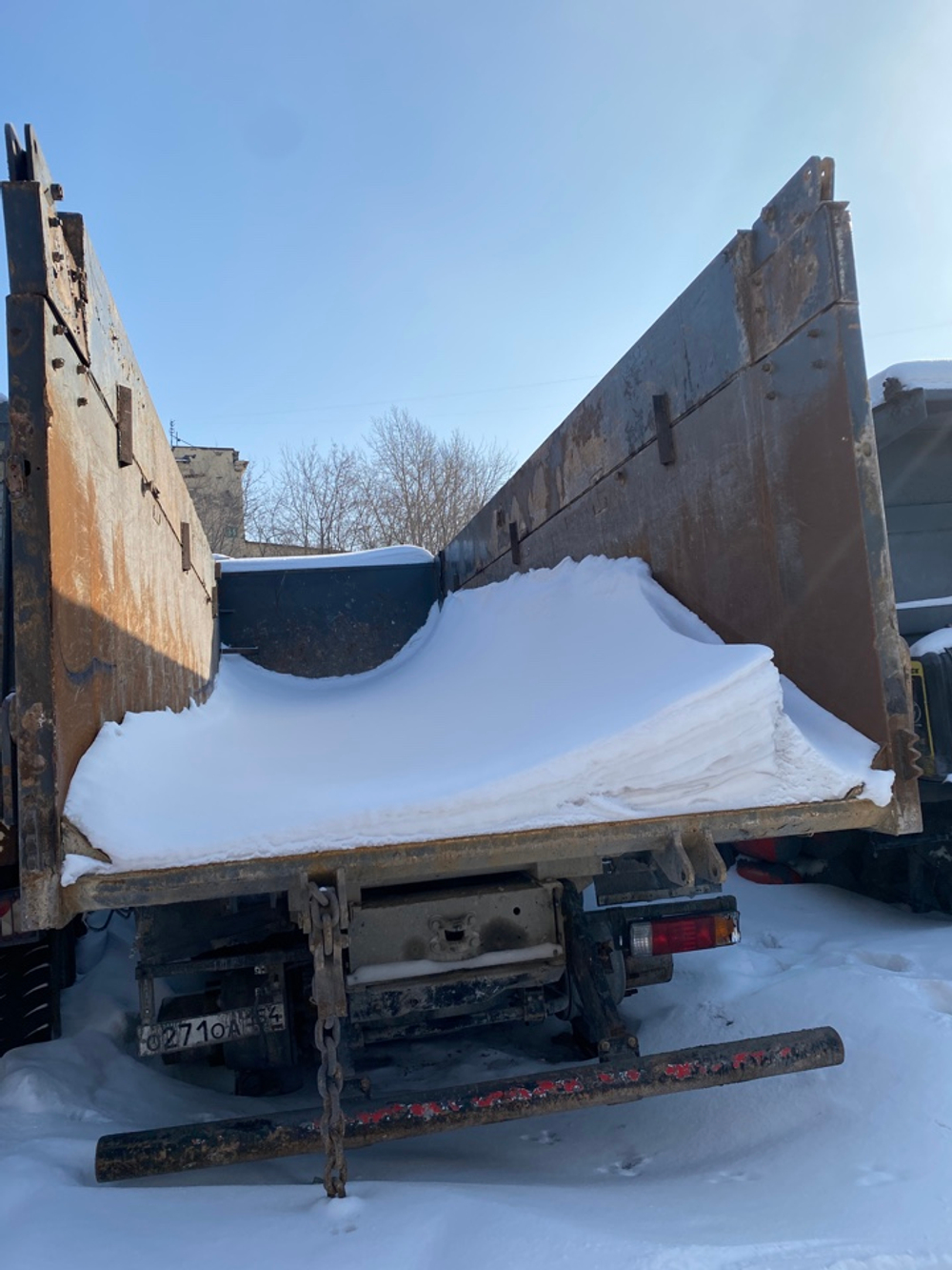 Shacman (Shaanxi) SX* 8x4 Самосвал SX33186V366 (Дизельный, 11,6 л, 423 л.с., МТ)