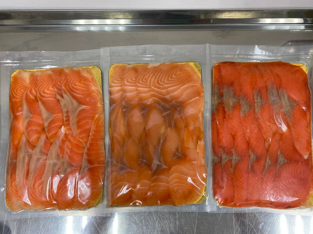 Лосось слабосоленый, филе-нарезка