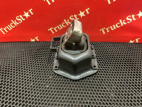 Подушка двигателя задняя 2018г.