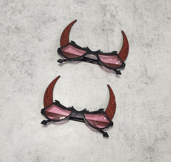 Очки Черт жёлтые с зелёным