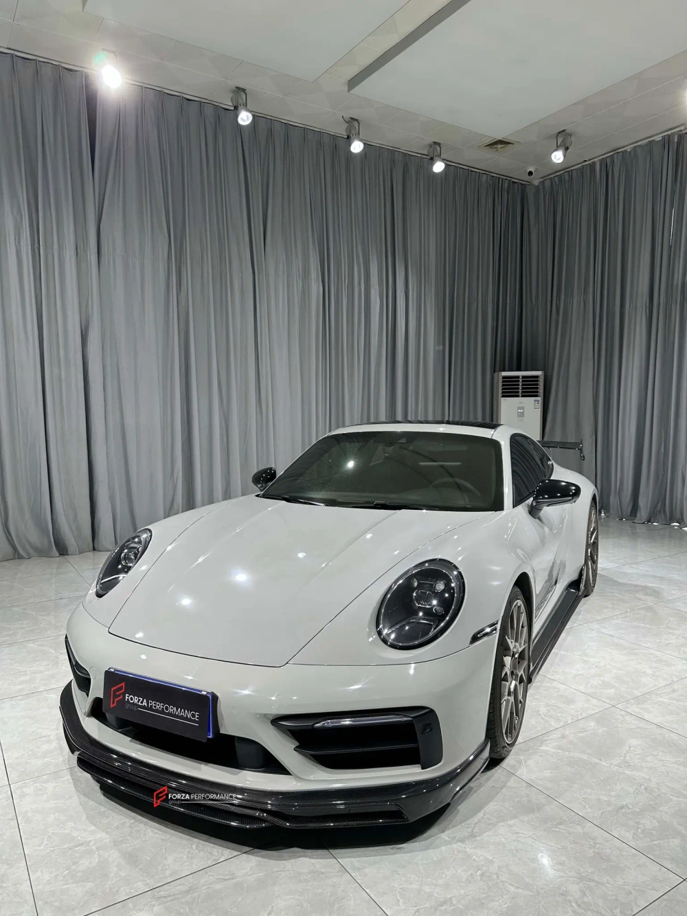 Аэродинамический обвес из карбона для Porsche 911 992.1 Carrera S 2019-2025 Порше