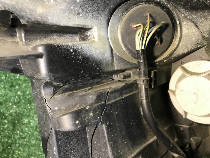 Битая Фара левая Subaru Outback 6 (2019-2022) LED