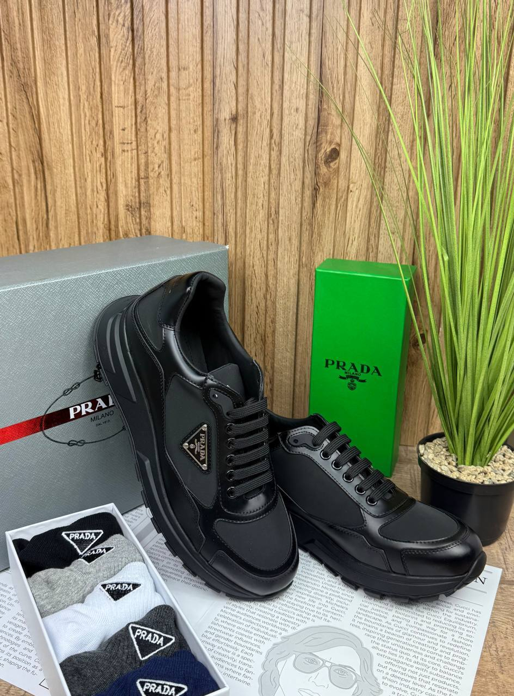 Кроссовки Prada
