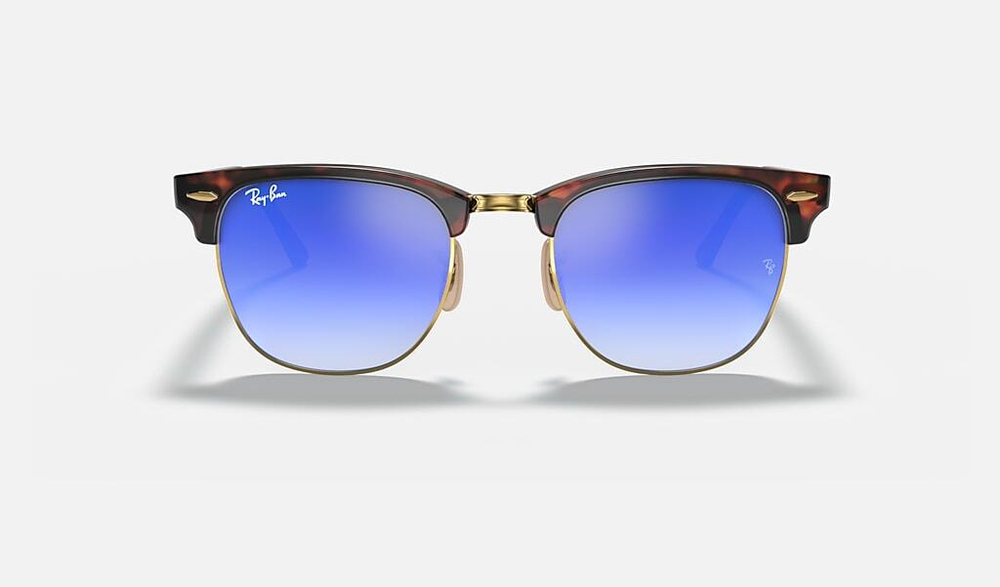 RAY-BAN CLUBMASTER RB3016 W0365 – купить за 14 600 ₽ | Rаy-Bаn ...