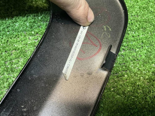 Молдинг форточки правый BMW X7 G07 (2019-н.в.)