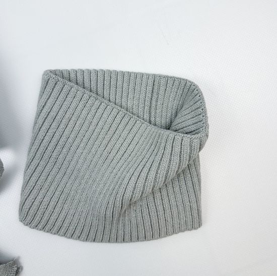 Шапка зимняя со снудом, Серая