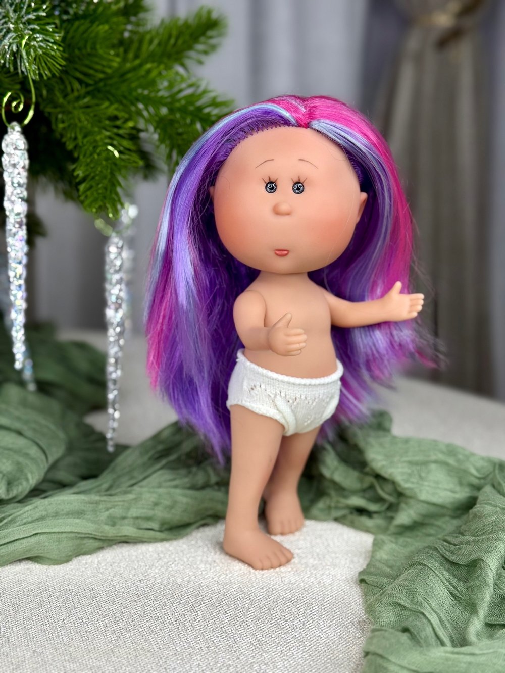 Кукла Nines виниловая 23см Little Mia без одежды (3199W5A1)