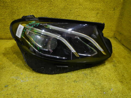 Битая Фара правая Mercedes E W213 (2016-2021) LED