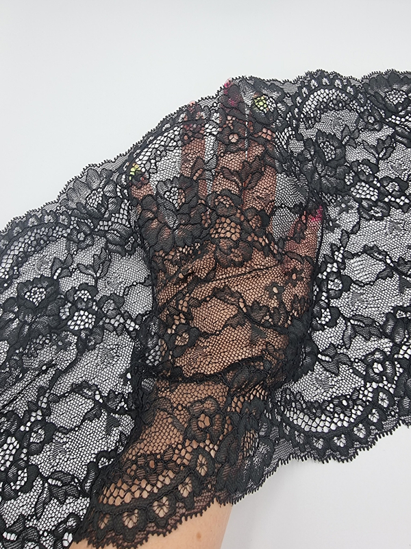 Кружево эластичное черное КС161 (22 см)