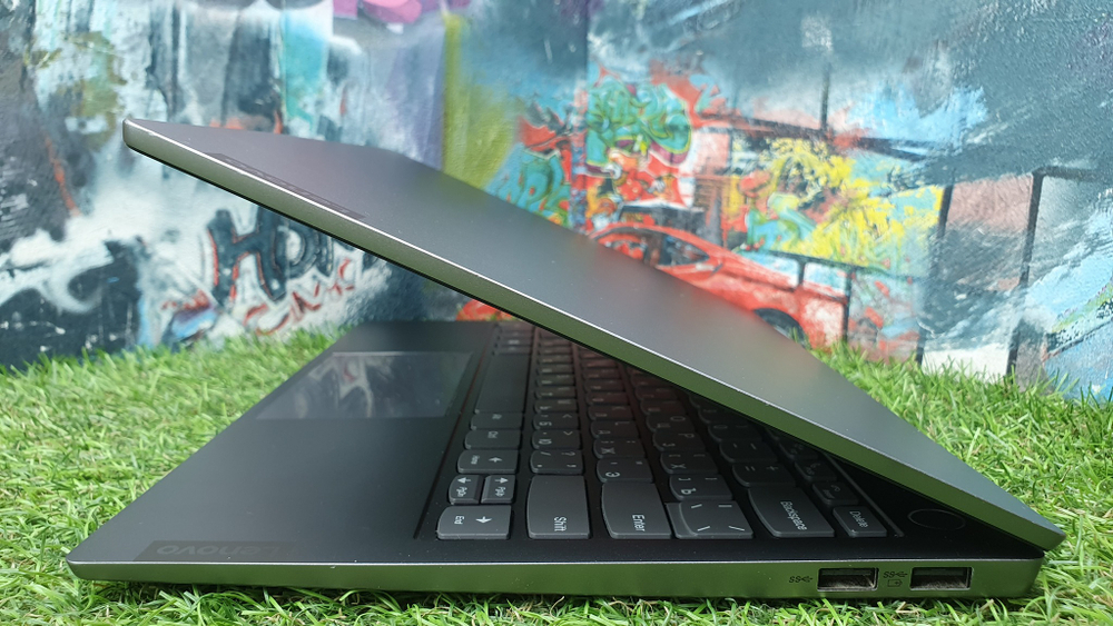 Ультрабук Lenovo i5-10/8 Gb/FHD  покупка/продажа