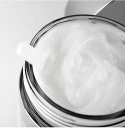 Пептидный крем против морщин с черным трюфелем Bueno Anti-Wrinkle Fill Up Peptide Cream 80 мл.