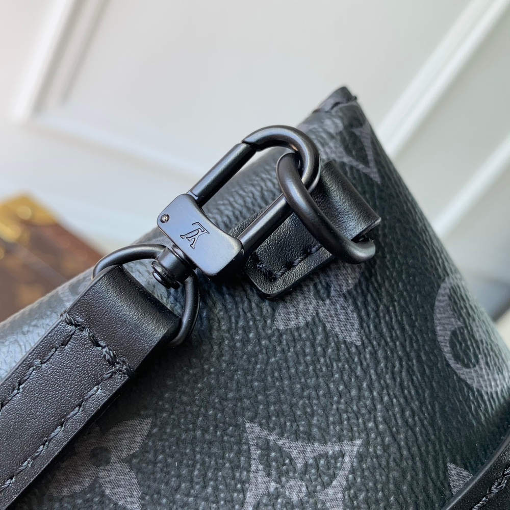 Louis Vuitton Envelope Pouch
