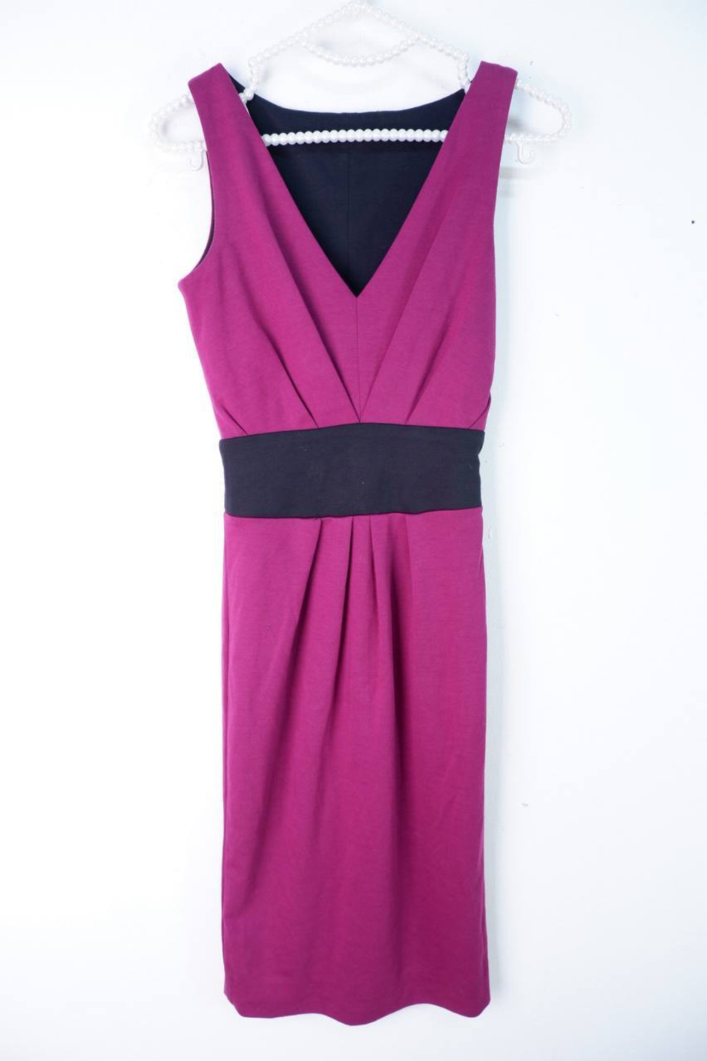 Платье Love Republic практичное, визуально 40 размер