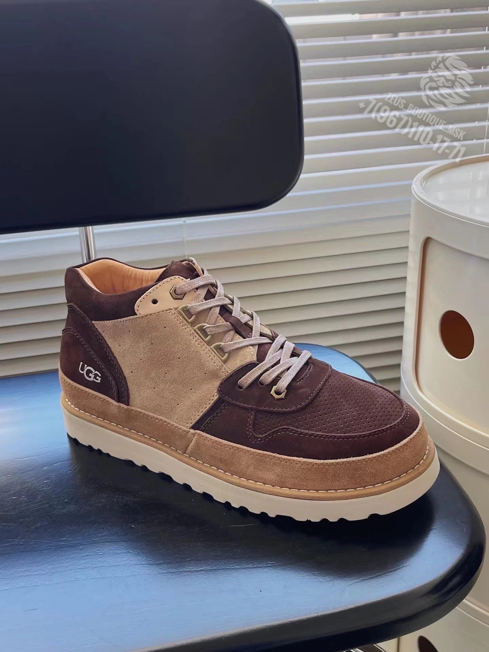 UGG
