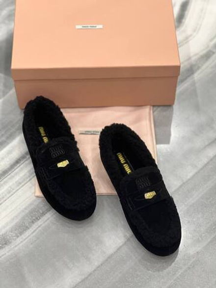 Лоферы MIU MIU