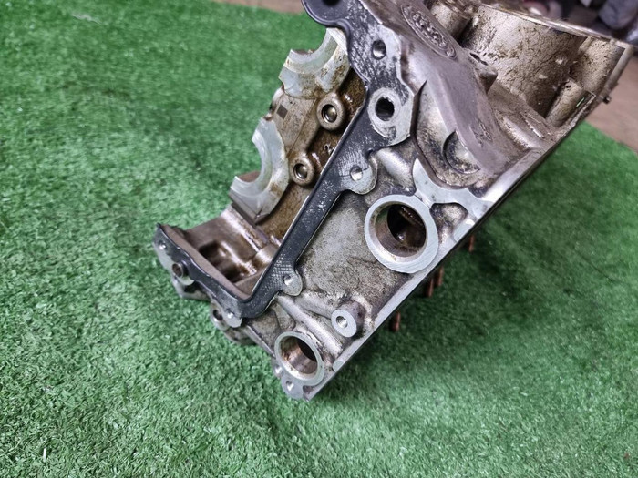 ГБЦ левая Mercedes G W463 (2018-2024) AMG 6.3