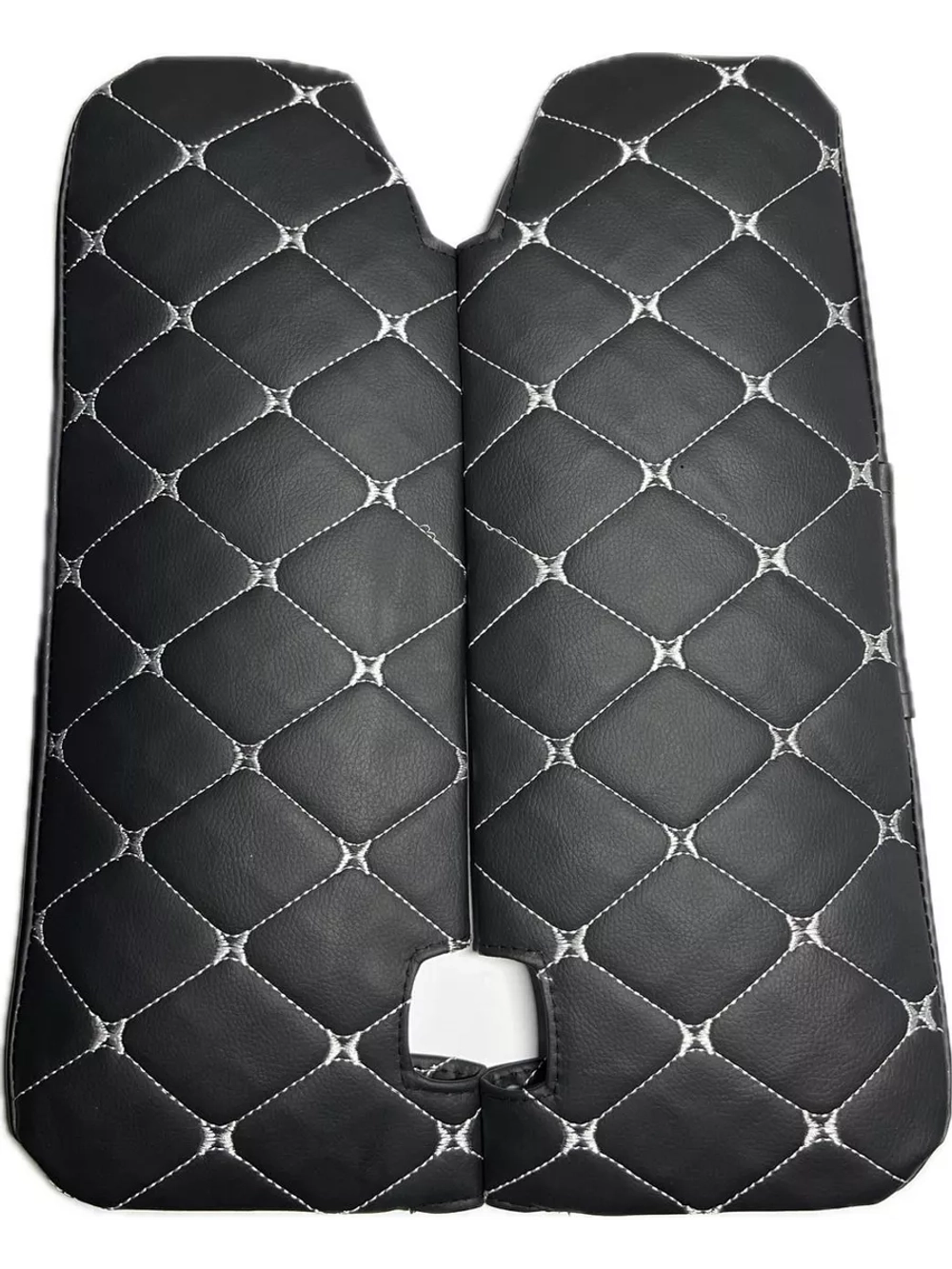 Чехлы на козырьки ЛадаЛаргус,РеноЛоган,Дастер(белая Бабочка)