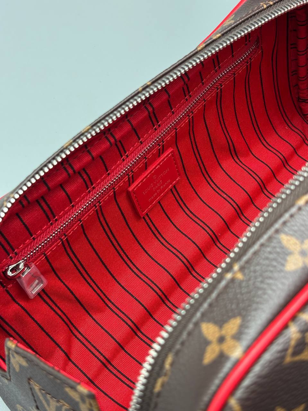 Косметичка Louis Vuitton