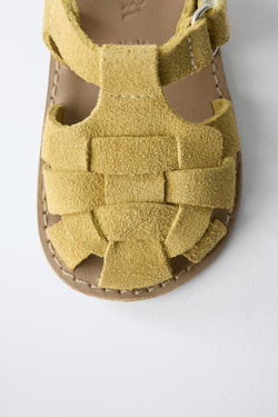 ZARA КОЖАНЫЕ САНДАЛИИ, ГОРЧИЧНЫЙ