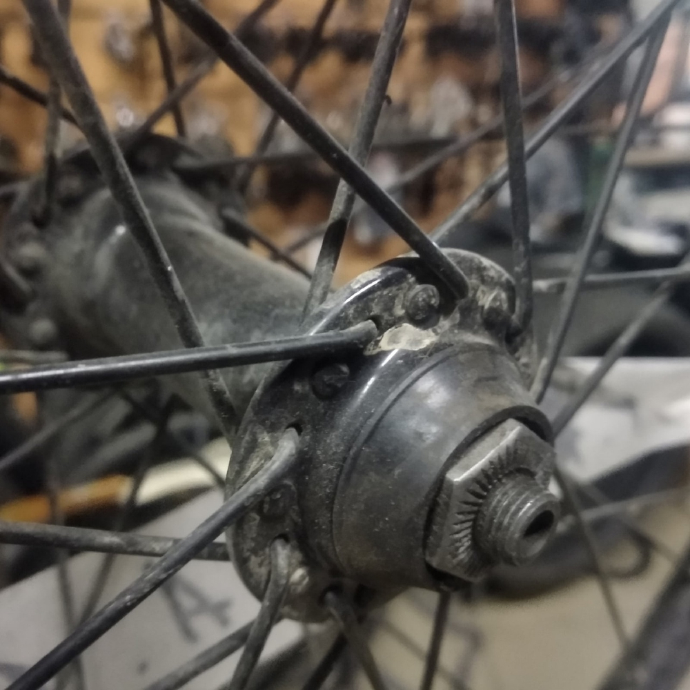 Переднее колесо 26 под V brake