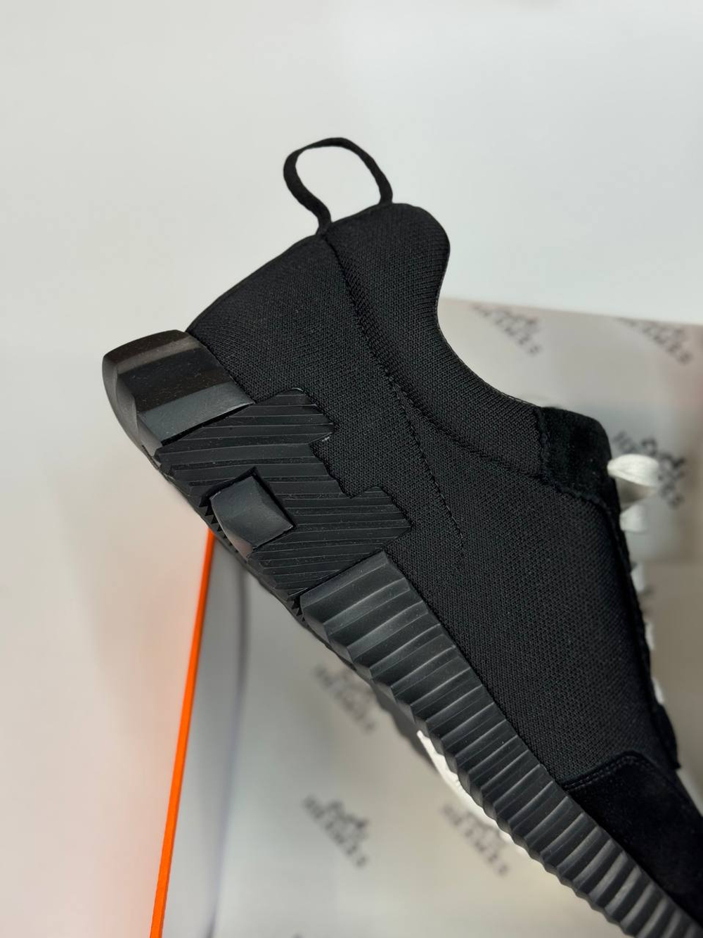 Кроссовки Hermes