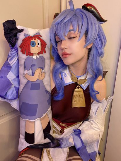 Мини дакимакура Рагата Цифровой цирк арт. M1290, 60х20 см