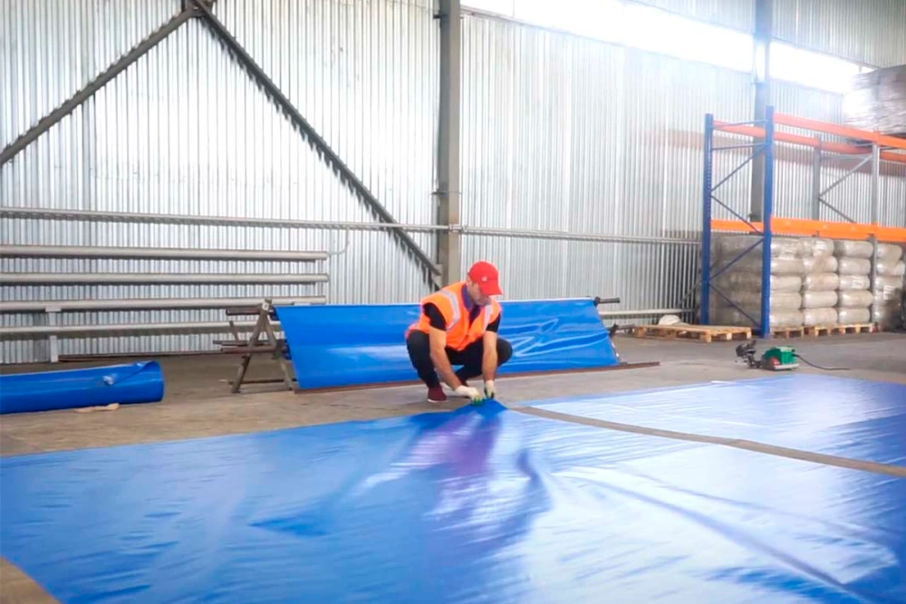 Тент тарпаулин без утеплителя 4х6 м 120 гр/м2