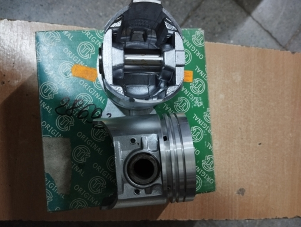 Поршни ВАЗ Ф 76,8 кл.D 2108-1004015-32