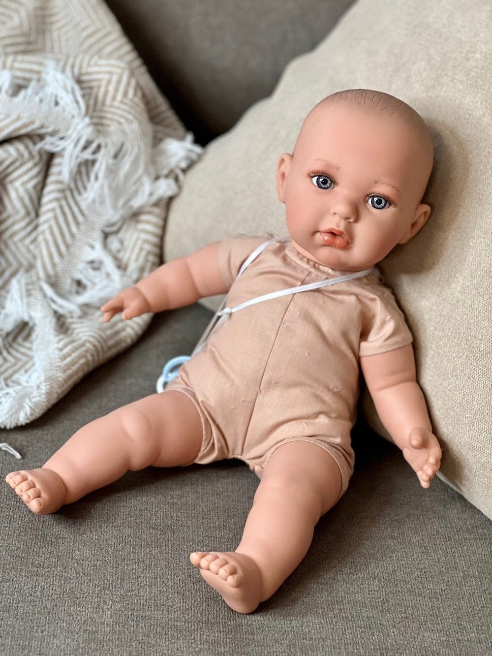 Кукла Llorens мягконабивная 42см Enzo (14207)