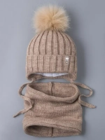 Шапка для девочки зимняя вязаная и снуд
