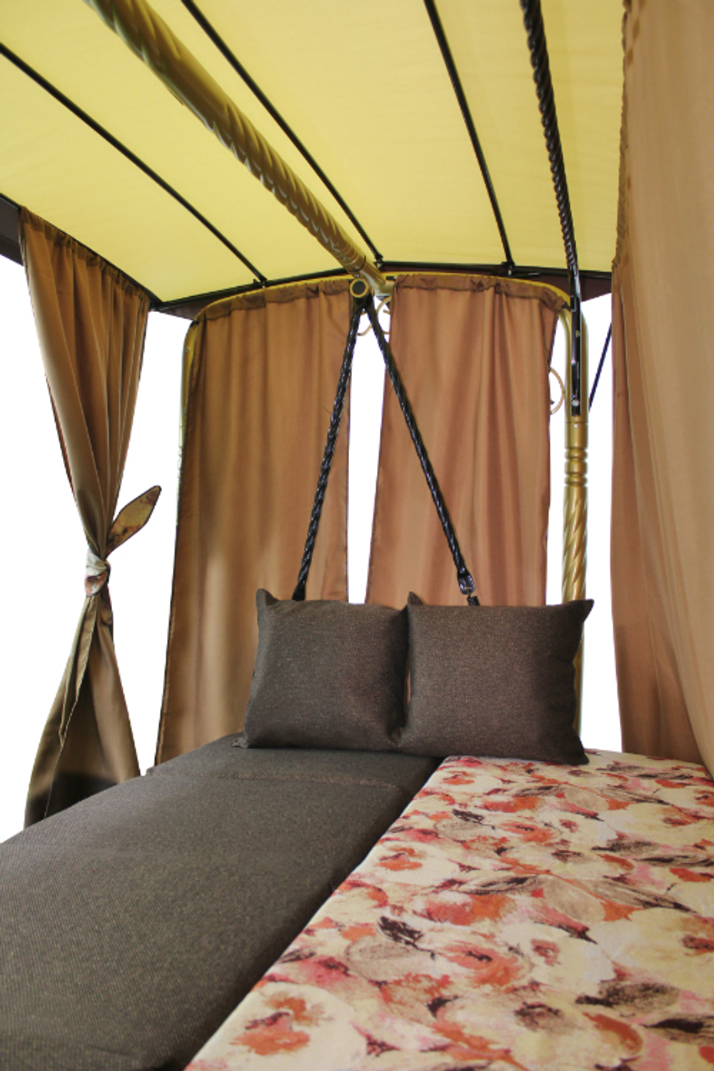 Усадьба золото кровать