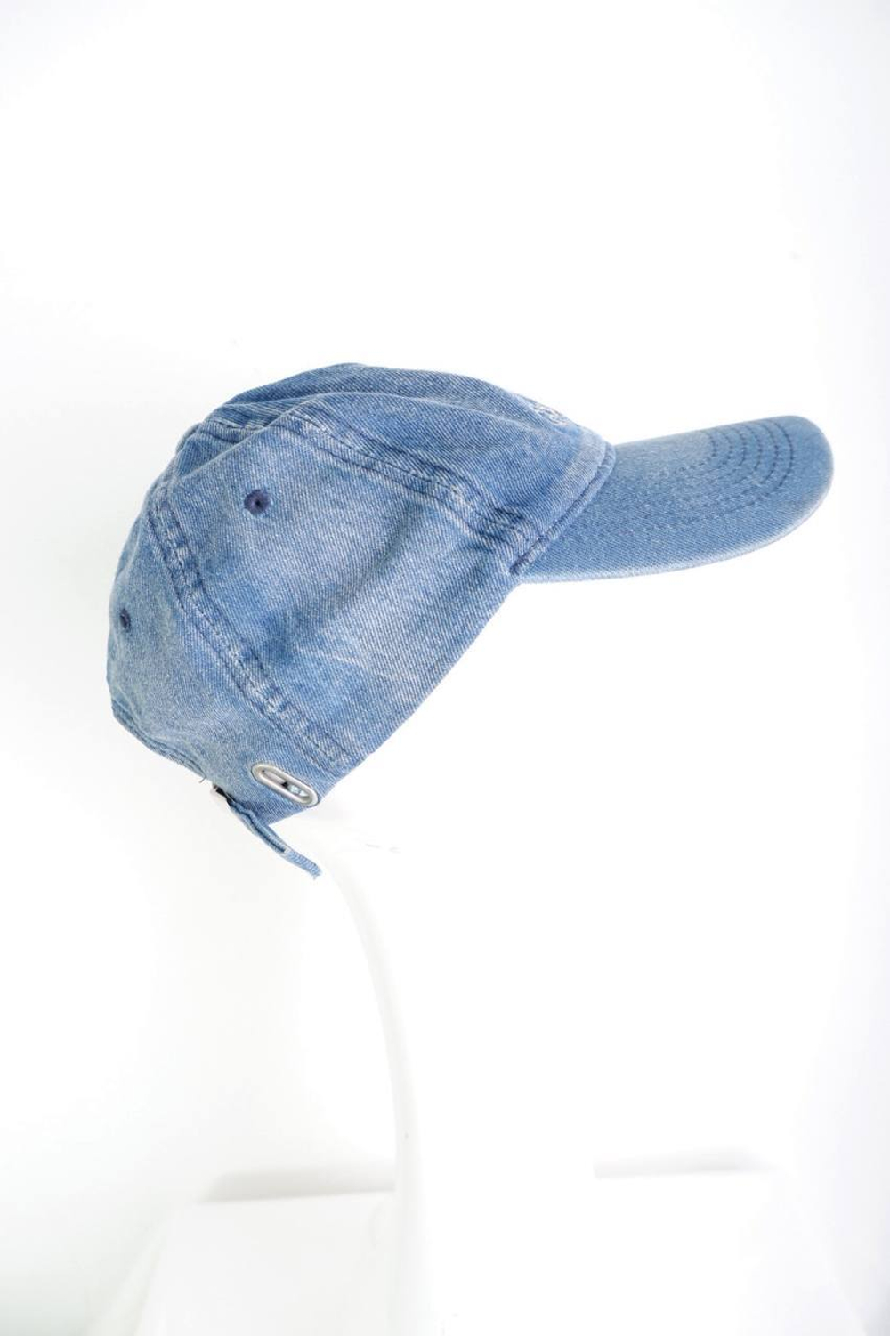 Кепка джинсовая