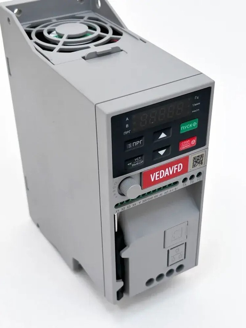 Преобразователь частоты VEDA Drive VF-51 2,2 кВт (380В,3 фазы)