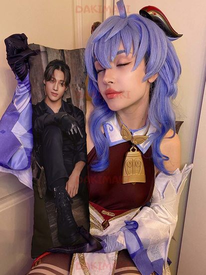 Мини дакимакура Чон Уен из Эйтиз арт. M1045, 60х20 см