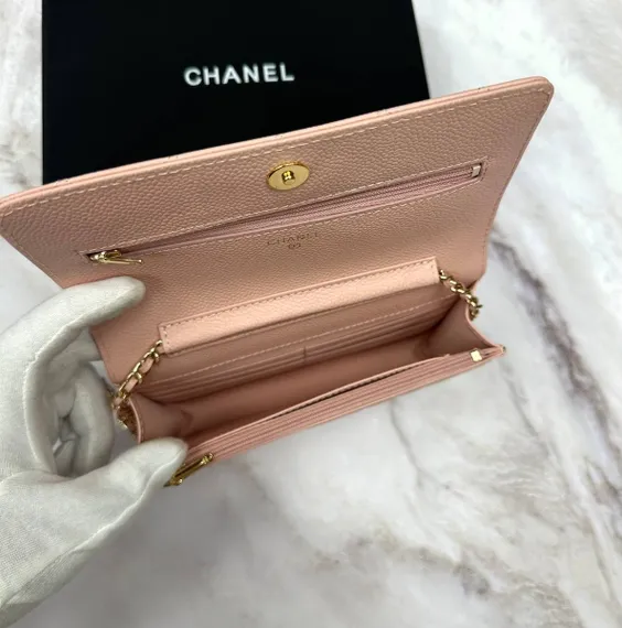 Сумка-кошелек Chanel Wallet On A Chain розовый