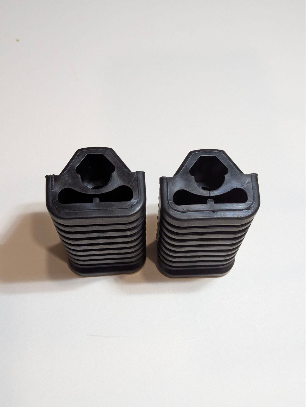 Резинки подножек педалей водителя для мопеда Альфа, Дельта