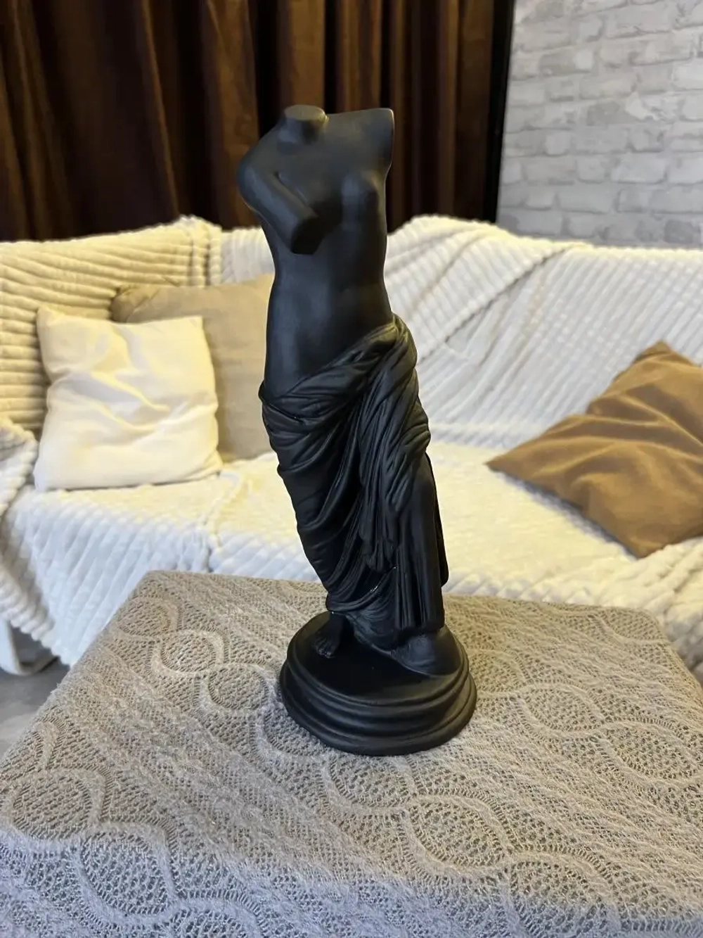 Статуэтка гипсовая "Женское тело"