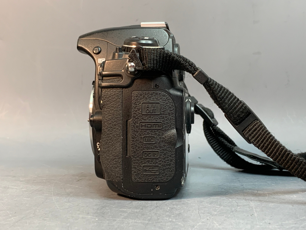 Nikon D300S body 30.000 кадров