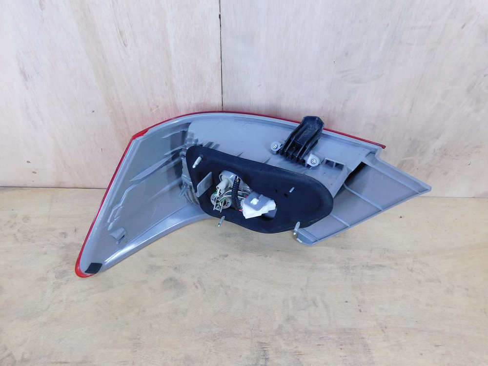 стоп левый Toyota Premio 2011 ZRT260 20-453