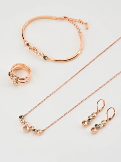 Жесткий браслет Эльза с камнями Swarovski шампань
